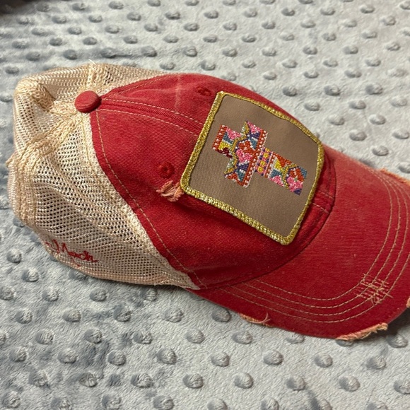 Judith March ❤️ CROSS ✝️ Detail Trucking Hat - Picture 3 of 7